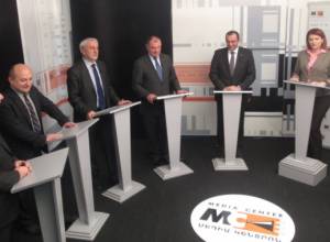 Թեժ բանավեճ. ինչո՞ւ կազմաքանդվեց ընդդիմադիր բեւեռը