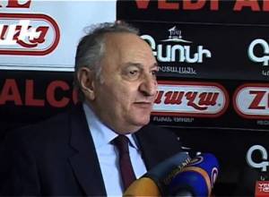 «Ձեր մշուշ-ռեժիմը գիտեմ, Բոստանջյան, էլի մարդկանց մշուշի մեջ գցեցիք»