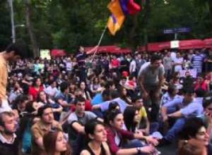 Ցուցարարները փակել էին Մաշտոցի պողոտան