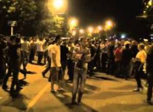 Ոստիկանությունը պնդում է՝ հավաքվածների մեջ կան պայթուցիկներով անձինք