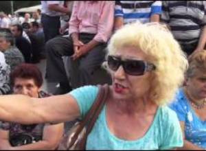 «Մեզ գեղեցիկ պատգամավոր պետք չի, մեզ գեղեցիկ խելք է պետք»