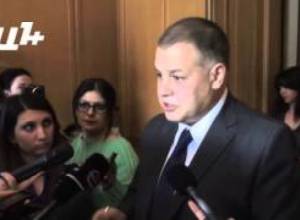 Ինչպե՞ս հասկանալ՝ վարչապետն ի պաշտոնե՞ է հանդես գալիս, թե՞ ոչ