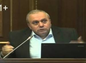 «Ամեն տեղ նկարում եք, տուալետ չենք կարողանում մտնել»