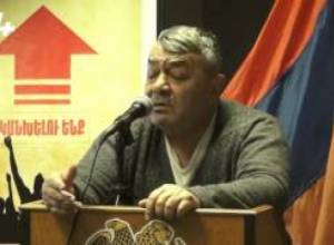 Սերժ Սարգսյանն այնքան ա կզել, որ կզելուց հետո միայն մի բան են անում. Ռուբեն Հախվերդյան