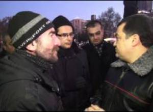 Ոստիկանությունը թույլատրեց տեղադրել հովանոցը