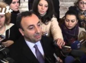 Հրայր Թովմասյան