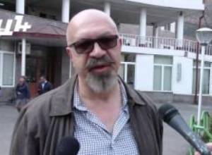 "Աչքերը չի բացում, չի խոսում". Կարո Եղնուկյանը վիրավոր կնոջ մասին