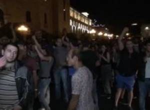 Հանրահավաքից հետո մեկնարկեց երթ