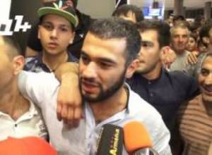 Երկրպագուները զավթել էին Զվարթնոցը