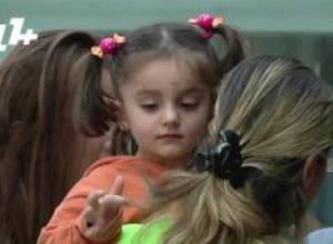 Երեխաներին ու ամուսնուս քարերի տակից հանեցինք. սիրիահայ ընտանիքը վերադարձավ Հայաստան