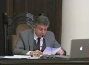 Վարչապետը կհանդիպի խոշորների հետ, բանկերը կաշխատեն նաև շաբաթ-կիրակի