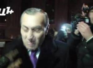 ՀՀԿ անդամները շտապում են խորհրդի նիստին