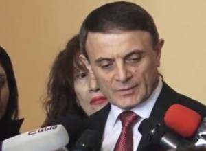 Брифинги членов правительства в прямом эфире