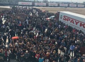 Многолюдная акция в защиту директора «Спайки»