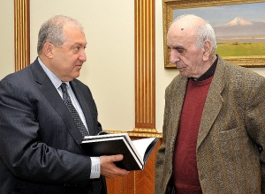 Армен Саргсян принял великого мастера кино Артавазда Пелешяна