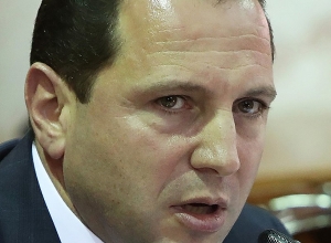 Делегация во главе с министром обороны РА отбыла в Российскую Федерацию