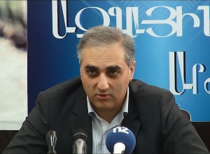«В высших эшелонах власти независимых деятелей не терпят»: политолог о Д. Санасаряне