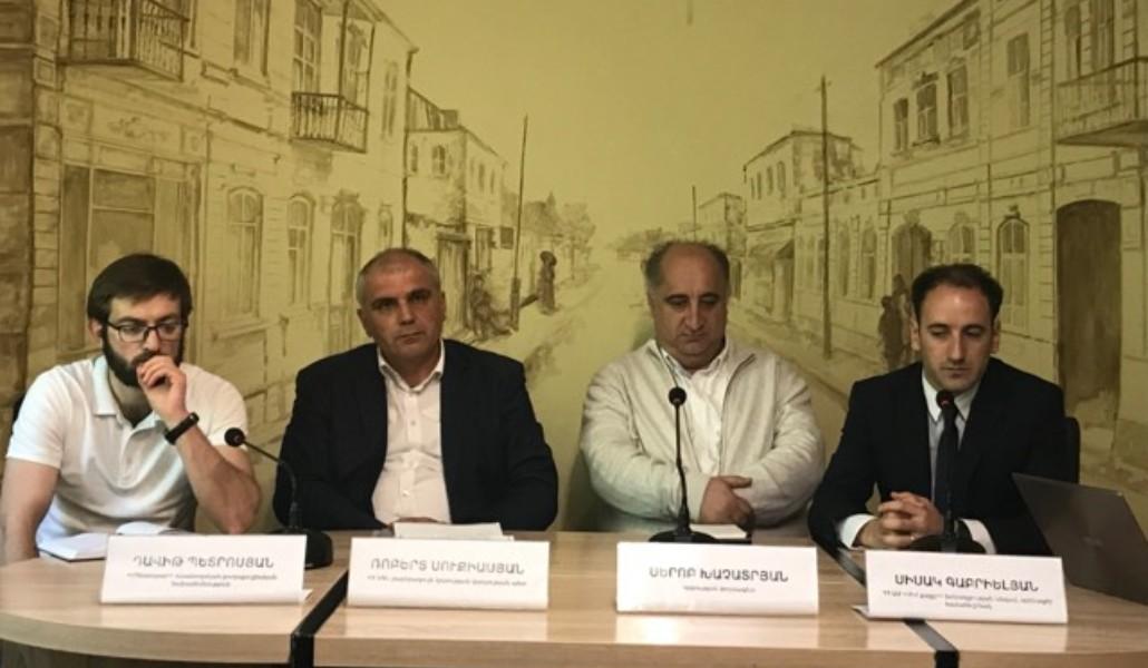 59301303_408560996365952_8485589323616354304_n