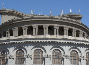 Էլեկտրաշչակի փորձարկում Օպերայի թատրոնի շենքում