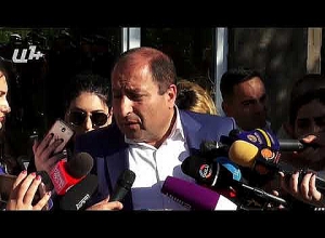 Քոչարյանին մեղադրող կողմը դատարան կհրավիրի Լևոն Տեր-Պետրոսյանին և Սերժ Սարգսյանին