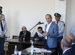 Судебное заседание по делу Роберта Кочаряна продолжается: ПРЯМОЙ ЭФИР