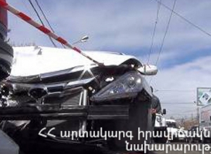 ДТП на автомобильной дороге Ереван-Мегри: есть пострадавшие и погибший