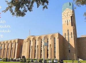 Очередное заседание Совета старейшин Еревана: LIVE