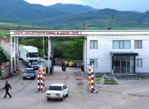 Առևտրականների բեռները մինչ օրս Բագրատաշենի մաքսակետում են