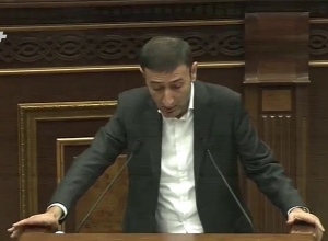 Если образования и опыта Марукяна не достаточно, чтобы понять его: Тунян поясняет