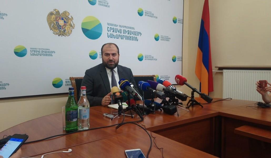 62438844_369756050330800_3406363945714319360_n