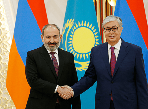 Премьер-министр поздравил Касима-Жомарта Токаева