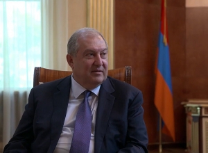 Армен Саркисян провел прощальную встречу с послом Индии в Армении