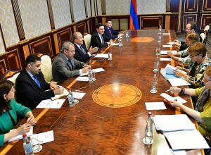 Высокопоставленный чиновник СЕ в президентской резиденции