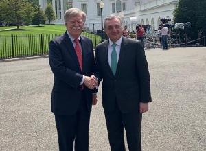 Zohrab Mnatsakanyan meets with John Bolton