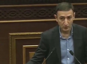 Խնդրում եմ մի քիչ ավելի հարգալից վերաբերվել ԱԺ-ին. Բաբկեն Թունյանի նկատողությունը՝ կառավարությանը