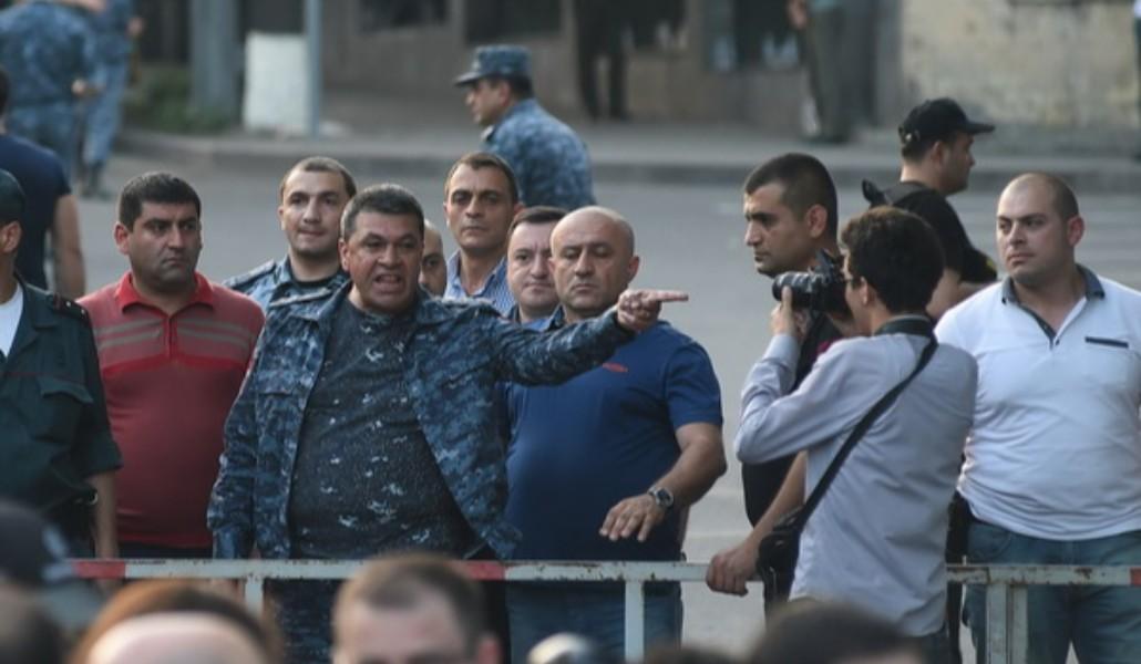 Vladimir-Gasparyan-arshak-hakobyan
