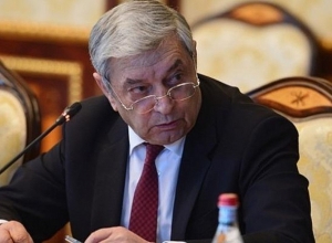 Водитель газели, насколько я понимаю, не виноват: Феликс Цолакян – об аварии на Зодском мосту