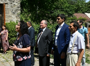 В Сюнике президент Саркисян посетил культурные обьекты региона