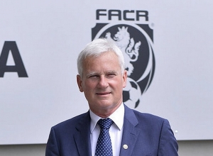 Միխալ Լիստկևիչը կփոխարինի ՀՖՖ Մրցավարական բաժնի պետ Կարեն Նալբանդյանին