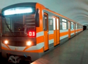 Скопления людей на станциях метро: поезда давно не было