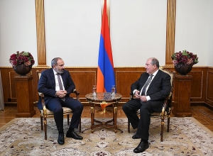 Կայացել է նախագահ Արմեն Սարգսյանի և վարչապետ Նիկոլ Փաշինյանի հերթական աշխատանքային հանդիպումը