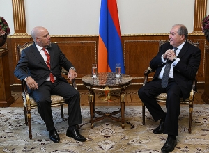 Президент Армен Саркисян провел прощальную встречу с послом Аргентины в Армении