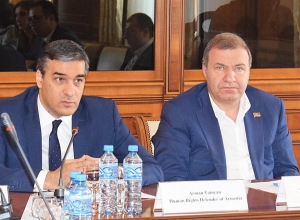Հայաստան-Բուլղարիա-Վրաստան եռակողմ քննարկումներ՝ նվիրված գործարարներրի պաշտպանությանը