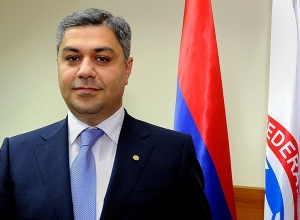 Արթուր Վանեցյանի կոչը՝ ֆուտբոլասերներին