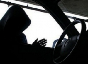 Кража из салона автомобиля