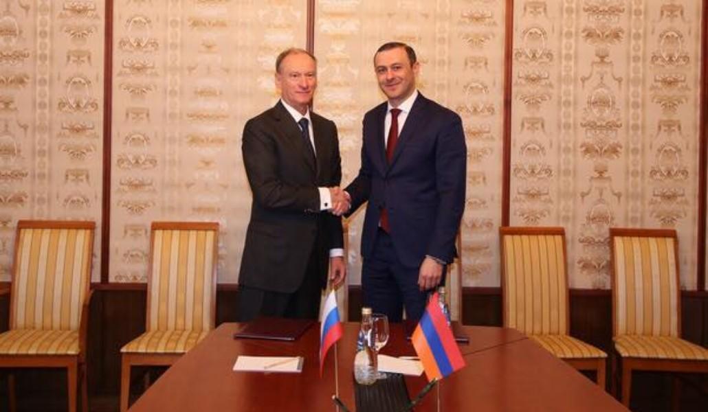 67729515_877454332622526_2522524216671076352_n