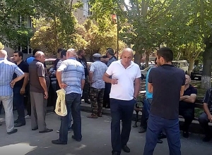 Որսորդները հանդիպում են նախարարի հետ, ակնկալիքները քիչ են