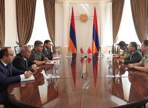 Директор СНБ принял посла Китая