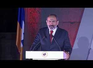 Փաշինյանը թագադրեց, ելույթ ունեցավ