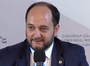 Ուղակի երջանիկ եմ. քաղաքապպետ